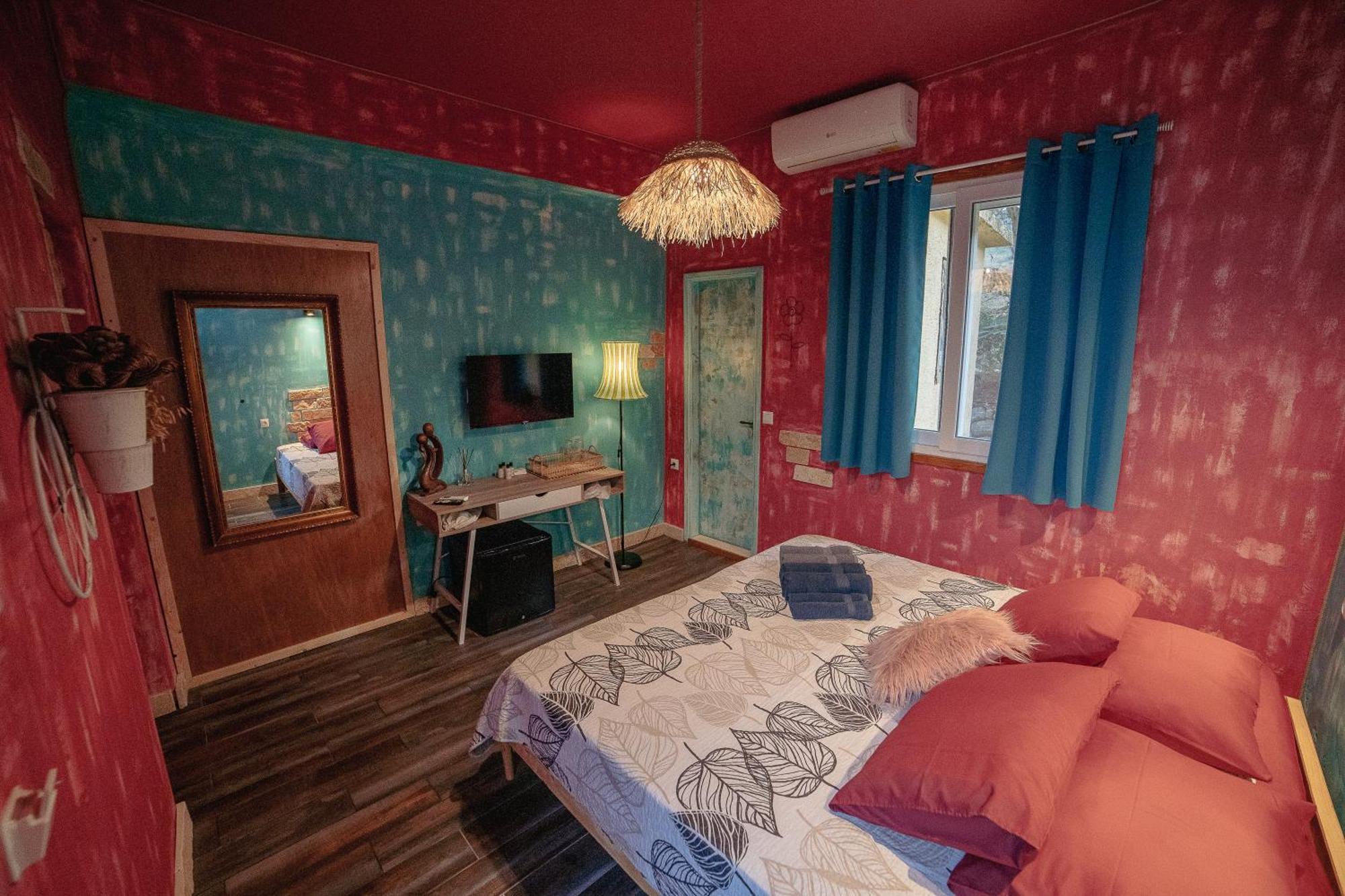 Antares Boutique Guesthouse Perama  Buitenkant foto